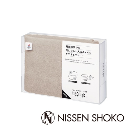 DEO.Lab. 淨味消臭今治毛巾枕套，淺褐色，材質為柔軟毛巾布，觸感舒適，可雙面使用，具有彈性，尺寸約 70 x 45 公分。