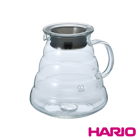 透明玻璃咖啡分享壺，容量 800ml，壺身有波浪紋路及刻度指示，附有深灰色濾網蓋及透明玻璃把手。