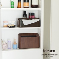 胡桃木紋纖形斜口桌邊置物/垃圾桶，木質外觀，內部為黑色。