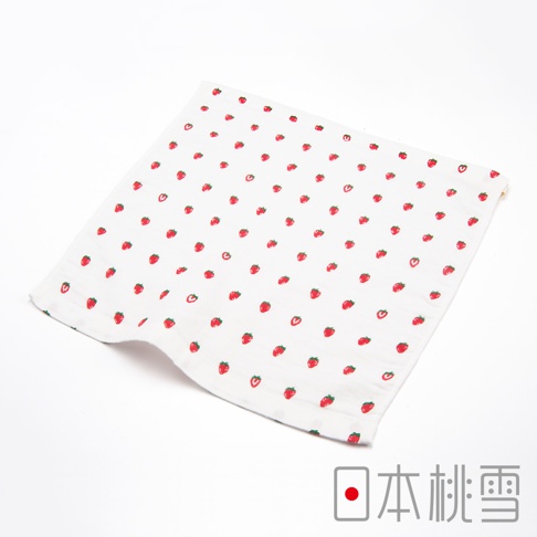 白色紗布方巾，上面印滿紅色小草莓圖案。