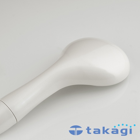 takagi KIREIST 真淨水蓮蓬頭 JS460BK 的噴頭特寫，外觀呈現霧面白色質感，造型簡約流線，右下角標示著 takagi 的藍色品牌商標。