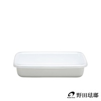 長方型淺型白色琺瑯保存容器，配有透明白色塑膠蓋，整體呈現簡約設計。