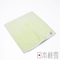 淺綠色今治超長棉方巾，表面有細緻的織紋，右下角有品牌標籤。
