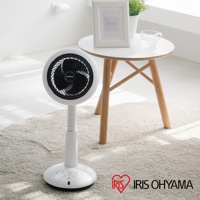 STF-DC15T 直立式3D循環扇，白色機身，圓形扇頭內含黑色扇葉與網罩，底座為白色圓盤狀，設有控制面板。