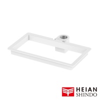 白色塑膠製直撐款濾網架，帶有一個圓形固定夾，用於支撐濾網。