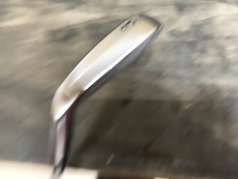 1880088188_4