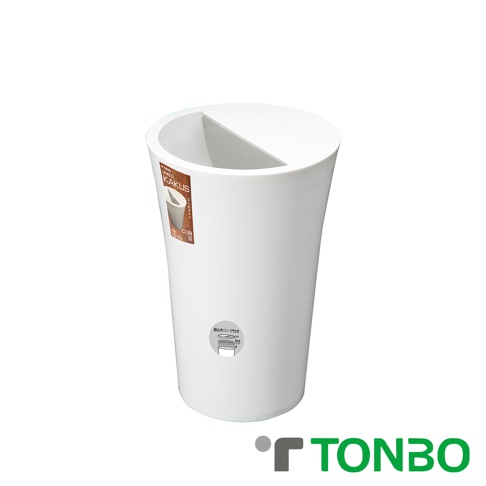 白色圓形半開式垃圾桶，容量12公升，採用塑膠材質，頂部設計有斜向開口方便丟棄垃圾。