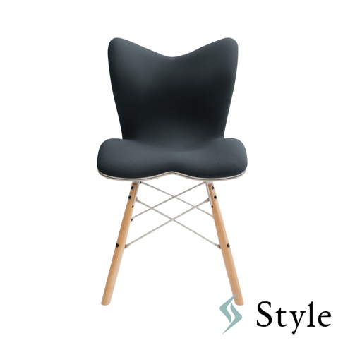 Chair PM 健康護脊座椅雲感款，深灰色布面椅背與椅墊，搭配木質椅腳及金屬交叉支架。