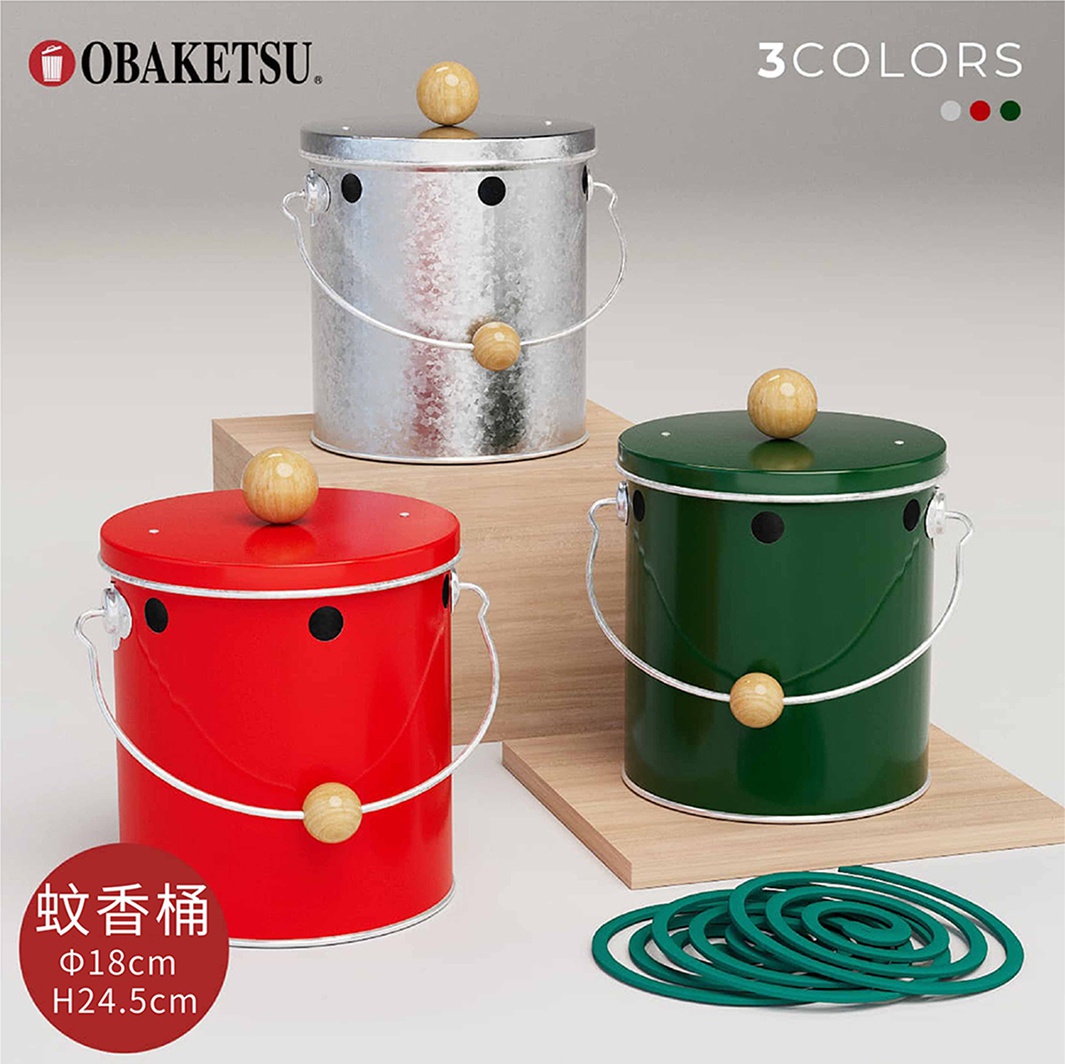 OBAKETSU 品牌手工製蚊香桶，展示有銀色、紅色和綠色三種顏色，附有木製頂部和側邊把手，並配有環保蚊香。