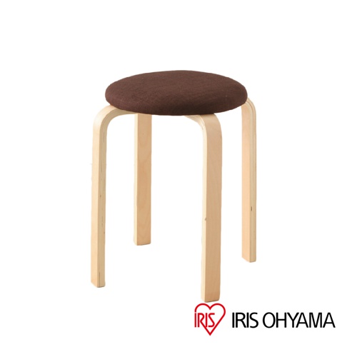 木質圓椅凳，有棕色布面坐墊，搭配彎曲的淺木色椅腿，椅腿呈現圓柱狀。