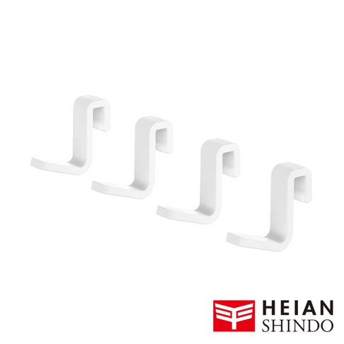 四個白色直撐款迷你掛勾，呈 J 型，用於 Tatecco TCR。