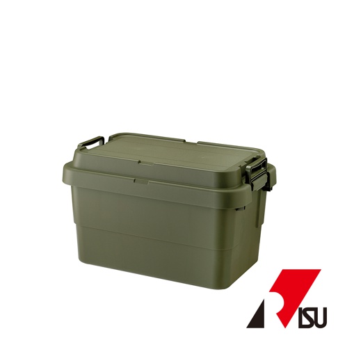軍綠色塑膠收納箱，帶有兩側黑色提把和扣環，箱蓋有凹槽設計，可堆疊，適合戶外或居家收納。