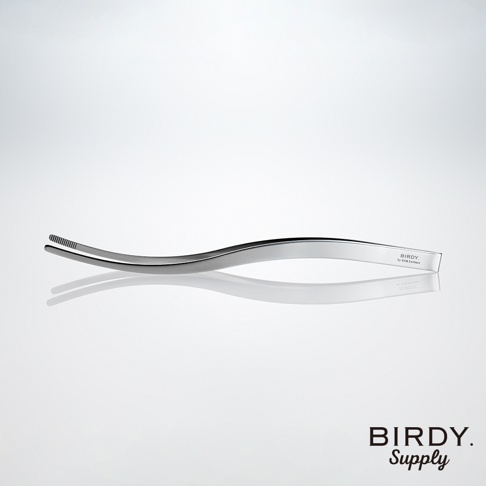 銀色金屬調酒夾，前端有細緻的鋸齒紋路，整體呈現優雅的曲線，品牌標誌「BIRTY by Erik Lorincz」壓印於夾體一側。