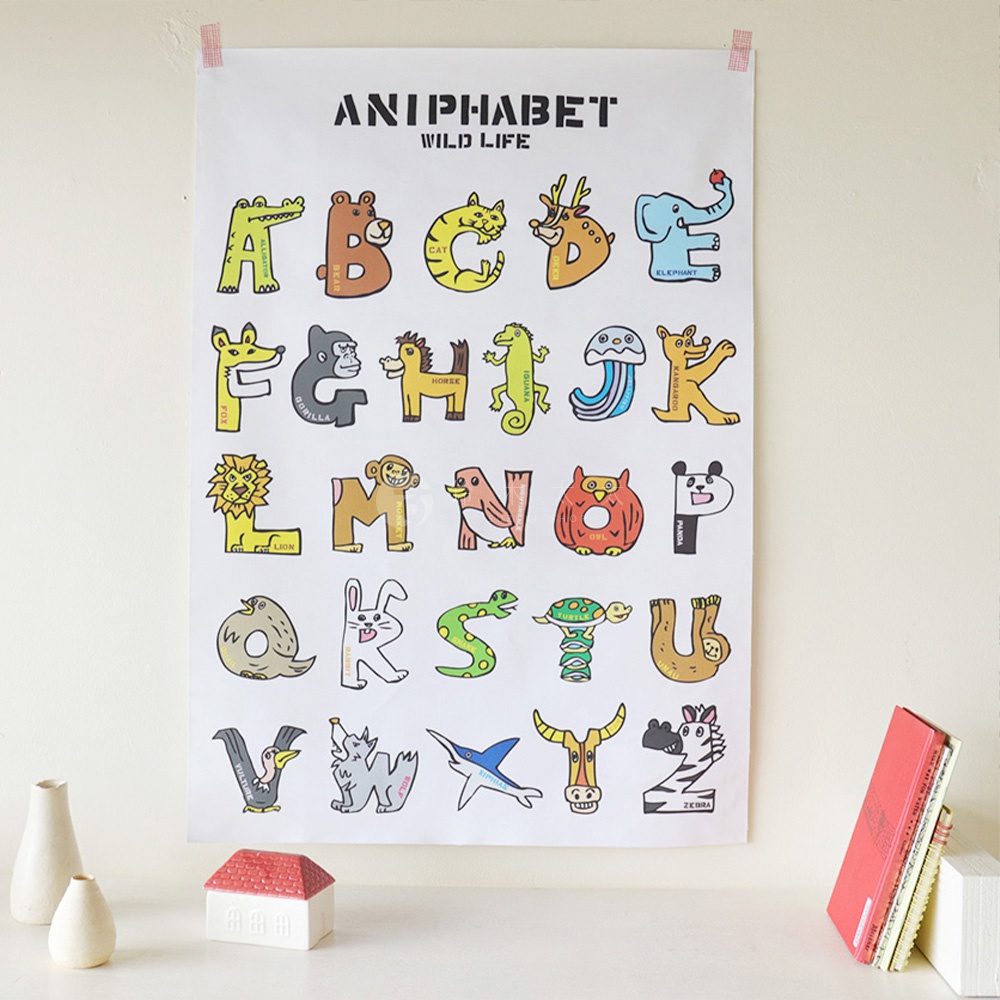 無框帆布藝術海報，以鮮豔色彩描繪動物字母，包含鱷魚 A、熊 B、貓 C、鹿 D、大象 E、狐狸 F、大猩猩 G、馬 H、蜥蜴 I、水母 J、袋鼠 K、獅子 L、猴子 M、鳥 N、貓頭鷹 O、熊貓 P、鴨子 Q、兔子 R、蛇 S、烏龜 T、袋鼠 U、禿鷹 V、狼 W、飛魚 X、牛 Y、斑馬 Z。