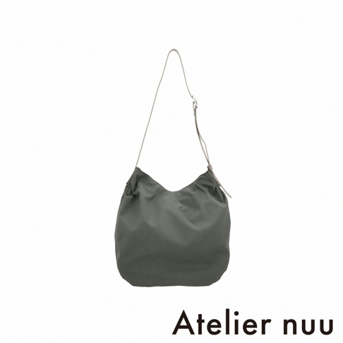 Atelier nuu ssent 肩背托特包，灰色，簡約設計。