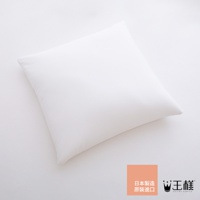 白色方形枕頭，純棉材質，觸感柔軟，適合居家使用。