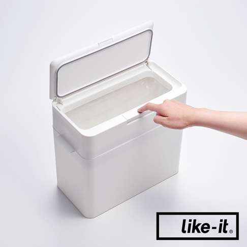 白色塑膠按壓式垃圾桶，容量 9.5L，桶蓋開啟，顯示內部有垃圾袋。