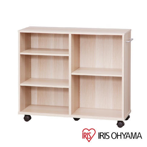 淺木紋色開放式可移動收納架，具備四層置物空間，左側為三格，右側為兩格。收納架頂部兩側有銀色金屬把手，底部配備四個黑色滾輪，方便移動。
