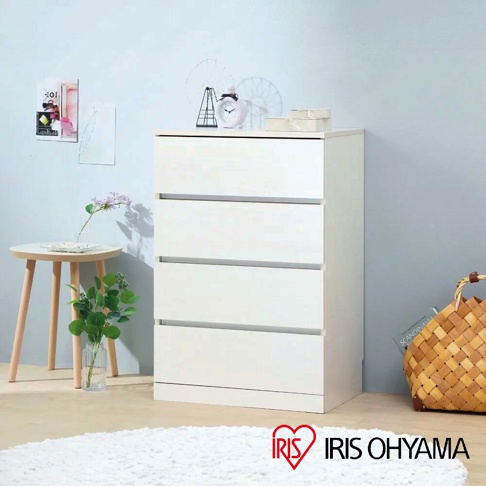 白色木製四層抽屜收納櫃，簡約設計，適合居家收納。