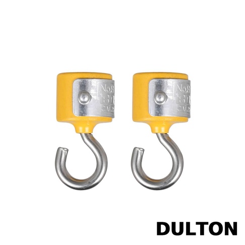 DULTON 工業風磁吸掛勾，黃色圓柱狀本體搭配銀色掛鉤。