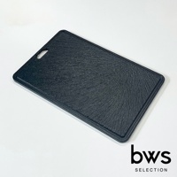 黑色食物快速冷卻盤，表面有放射狀的紋理，邊緣有黑色框。