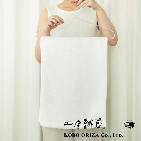 MOFA 今治柔感極甘撚系匹馬棉毛巾，純白色，材質為匹馬棉，質感柔軟，毛圈細緻。