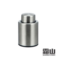 銀色304不鏽鋼製成的圓柱形酒瓶塞，頂部有旋轉刻度盤，側面有時間紀錄的標記。