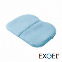 THE OWL HighestCompact 貓頭鷹進階款隨身坐墊，淺藍色，絨布材質，中央有縫線分隔，造型符合人體工學，側邊可見拉鍊。