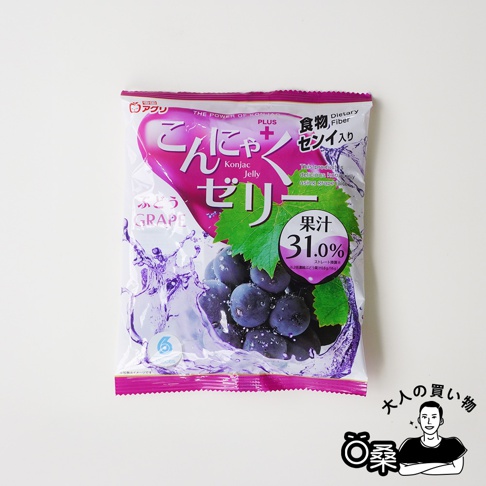 雪國AGURI株式會社蒟蒻果凍葡萄口味，包裝上有日文「こんにゃくゼリー」字樣，以及「果汁31.0%」的標示，顯示為葡萄口味的蒟蒻果凍。