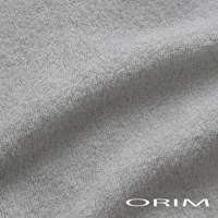 PLUME 今治輕羽恆柔耐久輕質毯，灰色，柔軟的毛圈織物紋理，展示其細膩的質地與柔軟觸感。