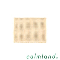 米色七層紗織物，表面有網格紋理，邊緣帶有鬚鬚。