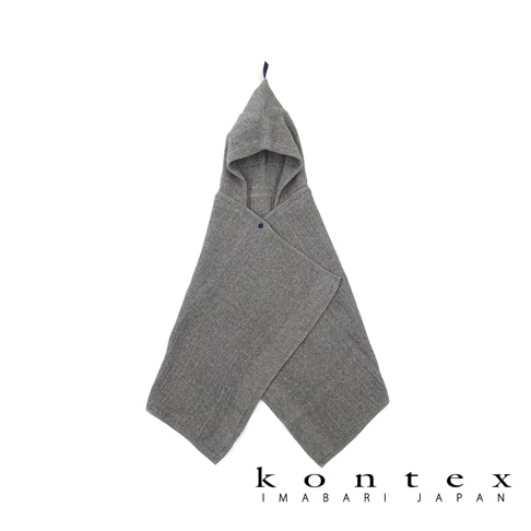 LANA針織風純棉寶貝連帽浴巾，灰色，帶有連帽設計，正面以鈕扣固定，材質為純棉，質地柔軟。