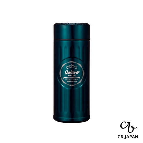 一款深藍色、帶有壓紋的金屬保溫杯，杯身上印有圓形標誌，標誌內有「THIRD WAVE COFFEE」、「Qahwa」字樣及帆船圖案，下方有「PORTLAND」及英文說明。