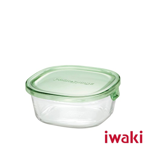 透明耐熱玻璃方形保鮮盒，搭配淺綠色密封蓋，蓋上印有PACK & RANGE字樣。