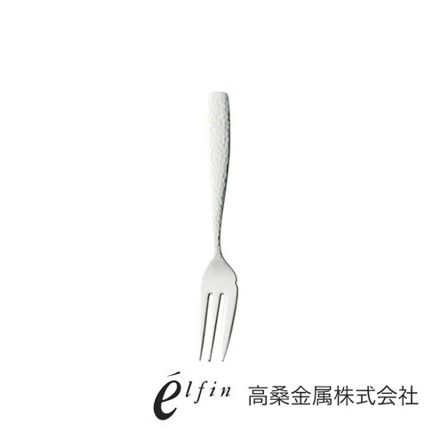 日製錘目紋不鏽鋼水果甜點叉，銀色，有三個叉齒，手柄處有錘擊紋理。