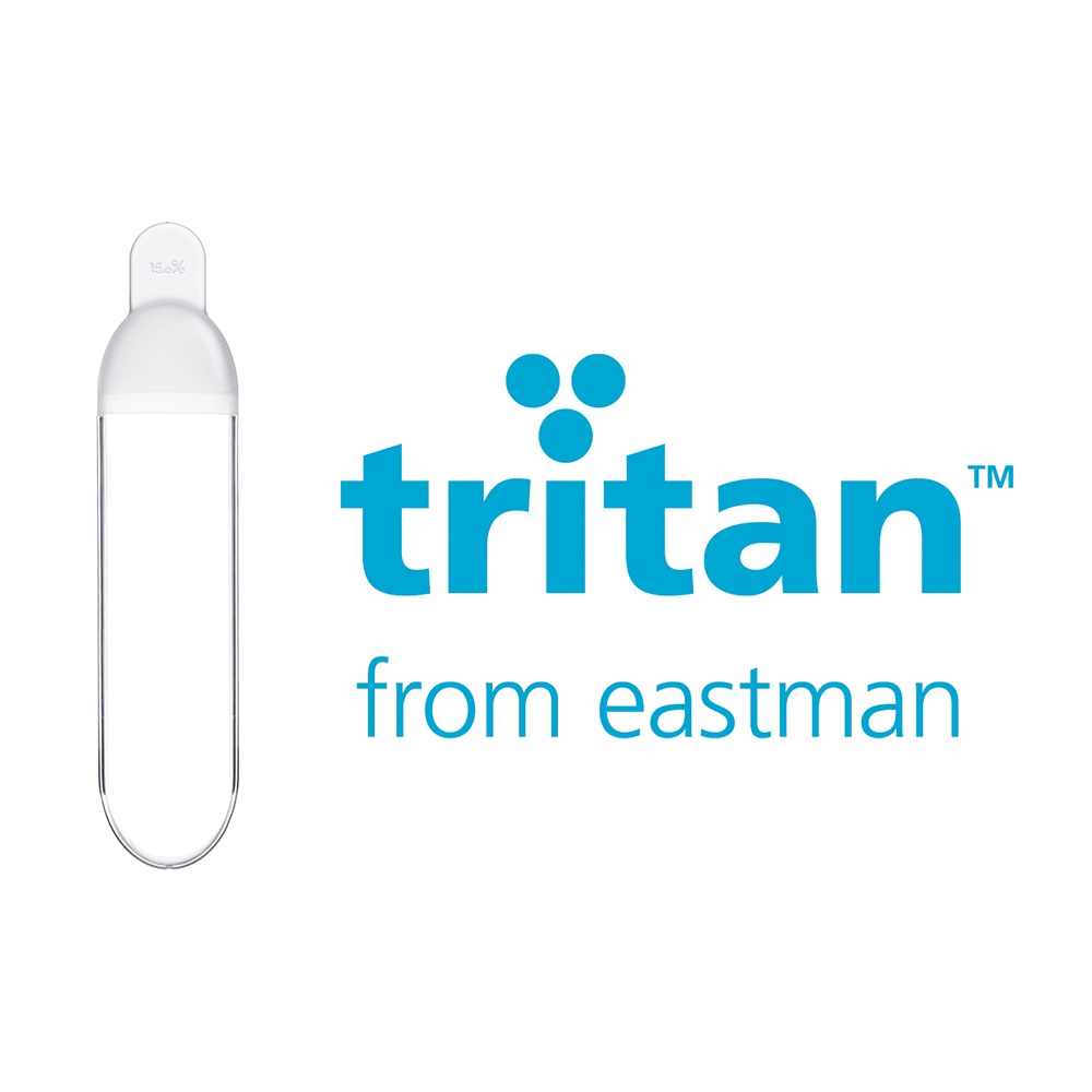 透明塑膠冰淇淋勺，勺柄處標有「15.5%」字樣，搭配藍色「tritan from eastman」品牌標誌。