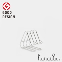 銀色不鏽鋼製成的萬用支架，有四個垂直隔層，底部為水平支架，設計簡潔。