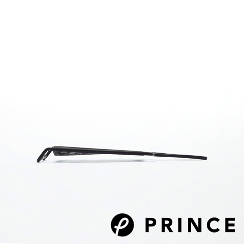 黑色金屬材質的網狀磨泥器，側面角度，展示其細長的設計。