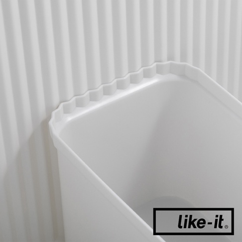 白色可疊式波浪紋收納箱，展示其波浪狀的邊緣設計，材質為塑膠。