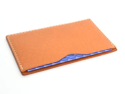 1冊収納用ですが、2冊収納することも可能です(2冊収納時はかなりタイトになるので、取り出しずらくなります)。