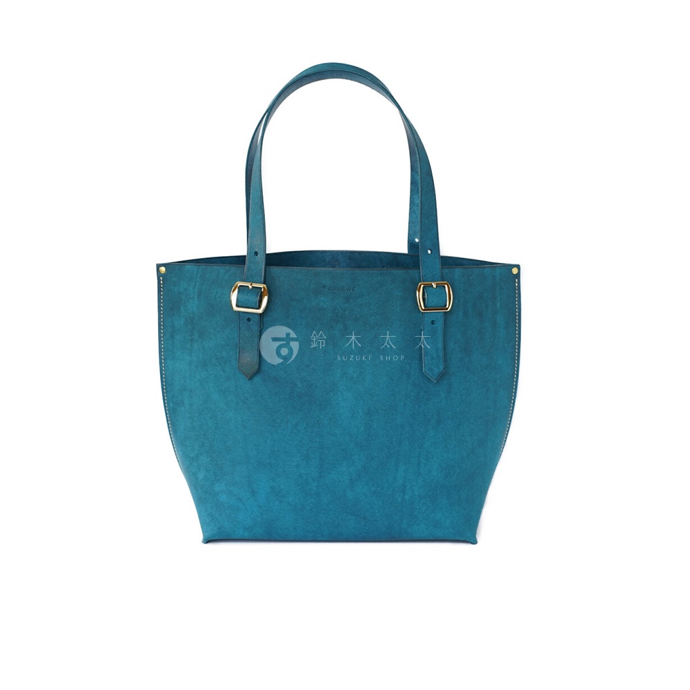 北海道KASANE職人手作義大利Margot皮革托特包，藍綠色，帶有金屬扣環和提把。
