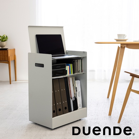 淺灰色鋼製收納推車，頂部可放置筆記型電腦，中間層有 CD 和文件夾，下方層有更多文件夾，設計簡潔現代。