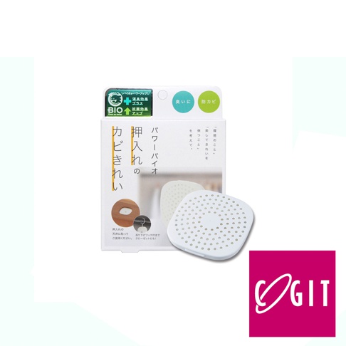 日製BIO可掛式長效除臭防霉貼片盒，白色方形貼片，盒裝有日文說明，強調除臭與防霉效果。