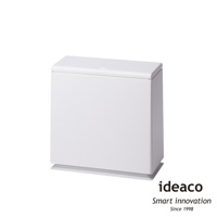 白色方形廚房按壓式垃圾桶，容量 8.5 公升，帶有簡約的按壓式開蓋設計，由塑膠材質製成，底部有淺色底座。