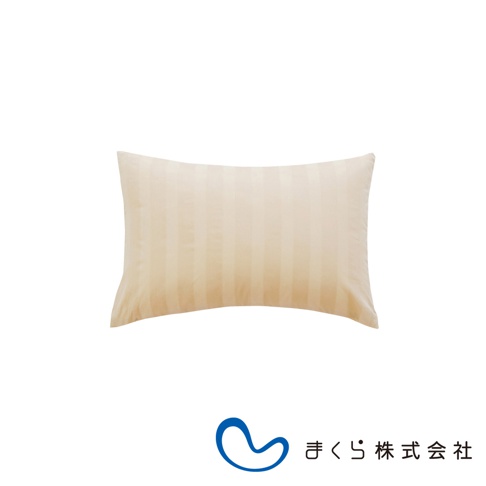 淺米色條紋枕套，材質為棉質，尺寸約為 40x60 公分，適合午睡枕。