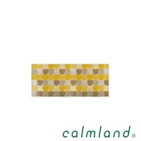 北歐roof 藝術居家地墊 M，採用黃色、米白與淺褐色交織的格紋圖案，呈現溫暖的視覺感受。