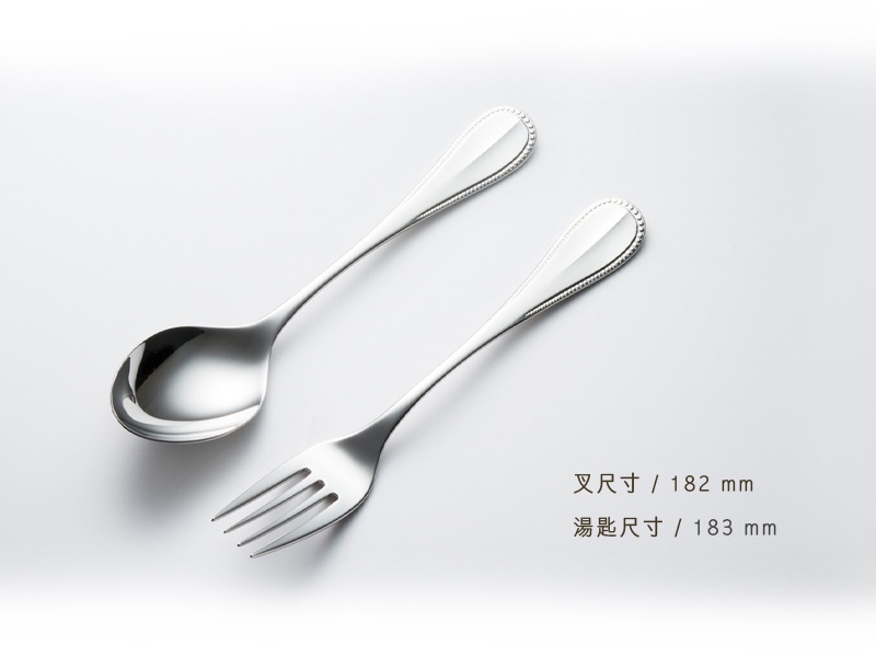 不鏽鋼叉匙兩件組，叉子尺寸182毫米，湯匙尺寸183毫米。