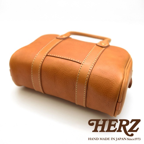 HERZ 職人手作皮革兩用迷你波士頓包，原創Stare牛皮革製，可手提或肩背，附可拆式背帶，日本製造。