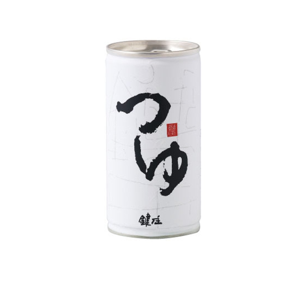 白色金屬罐裝沾麵醬汁，罐身有黑色書法字體「つゆ」及紅色方形印章，底部有「錦臣」字樣。