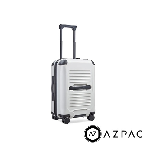 白色 AZPAC Trucker 2.0 20吋煞車防爆行李箱，採用堅固耐用的外殼材質，配有可伸縮拉桿、側邊提把及四個萬向輪，箱體表面有橫向線條紋路設計。